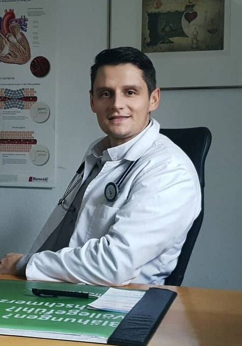Liječnik Parazitolog Dino Blažun